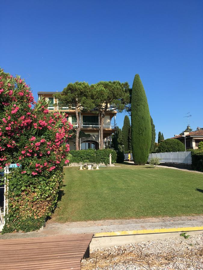 Sunset Apartment Sirmione Exterior foto